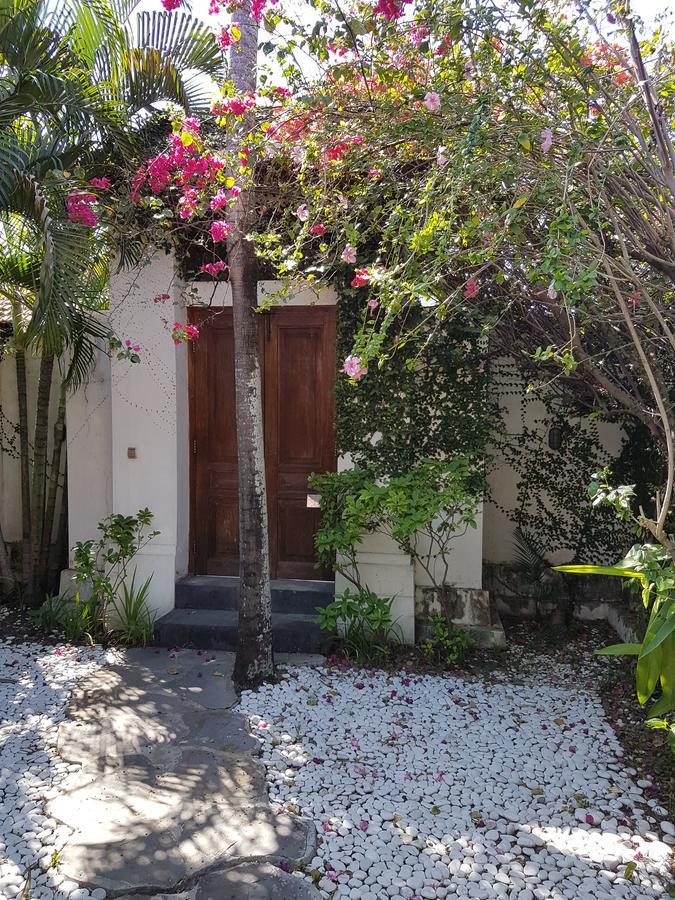 Villa Laella Favella Seminyak Exterior foto